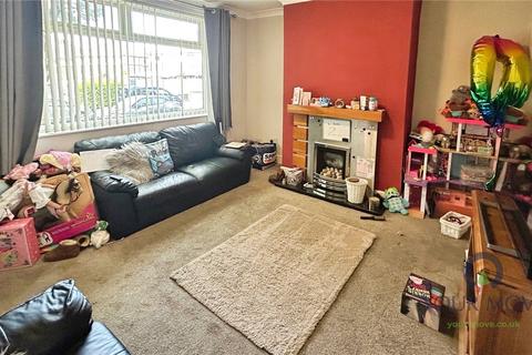 3 bedroom terraced house for sale, Valley Road, Manchester M24