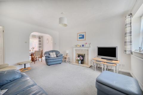 21 Gregory Mead, Yatton, Bristol, BS49 4QJ