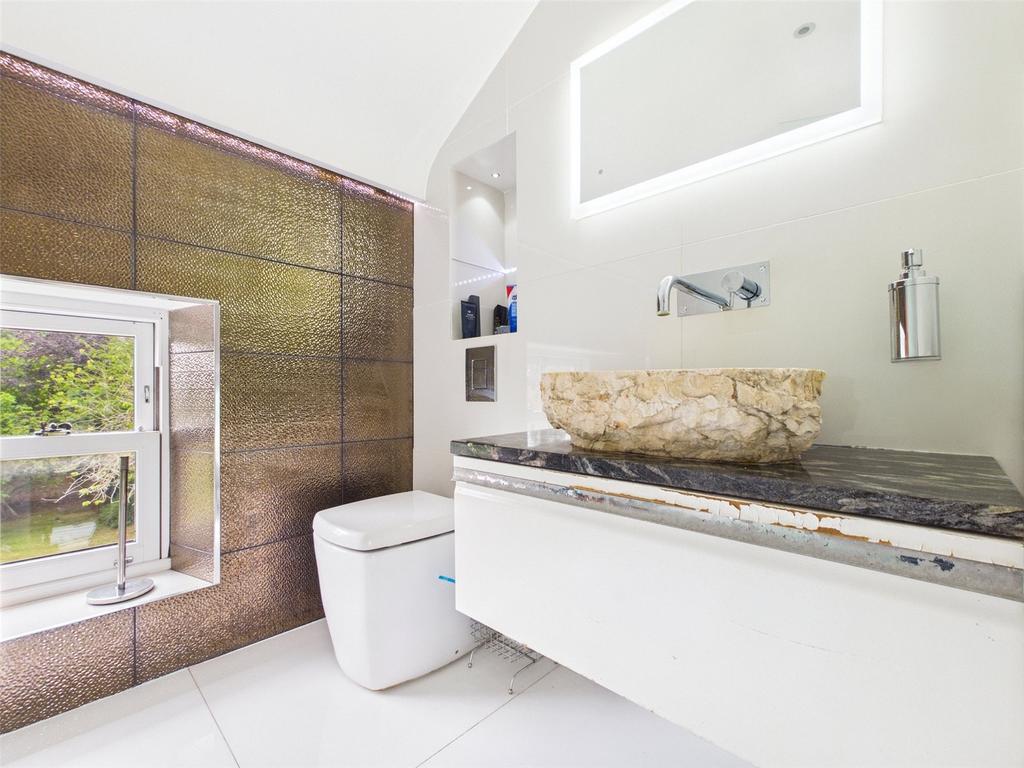 2nd Flr Shower Room