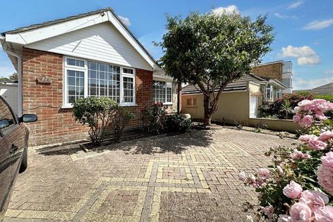 4 bedroom chalet for sale, Malines Avenue, Peacehaven, BN10 7PR