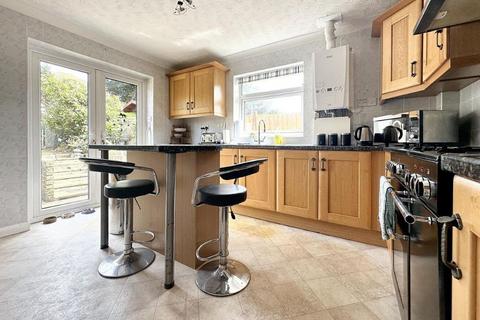 4 bedroom chalet for sale, Malines Avenue, Peacehaven, BN10 7PR