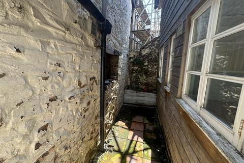 2, Stucley House Fore Street, Chulmleigh, EX18 7BR