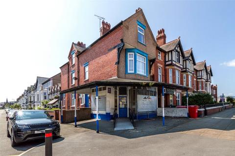 3 bedroom end of terrace house for sale, Clifton Road, Llandudno, Conwy, LL30