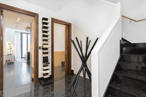 1 bedroom flat to rent, North Row, Mayfair, London, W1K