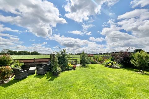 4 bedroom semi-detached house for sale, Godley Lane, Stoke-On-Trent ST10