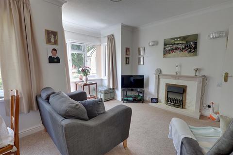 1 bedroom retirement property for sale, Barnwood Road, Barnwood