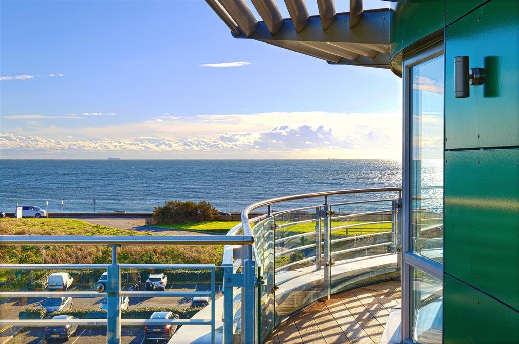 Wisley Penthouse 32.jpg