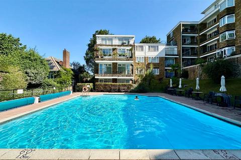 2 bedroom flat to rent, Varndean Drive, Brighton BN1