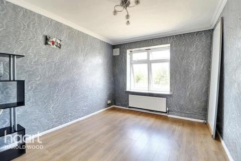 undefined, Kingsbridge Circus, Harold Hill