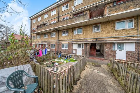 3 bedroom apartment for sale, Tiverton Road, London