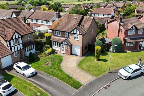 4 bedroom detached house for sale, Thomas Avenue, Stone, ST15