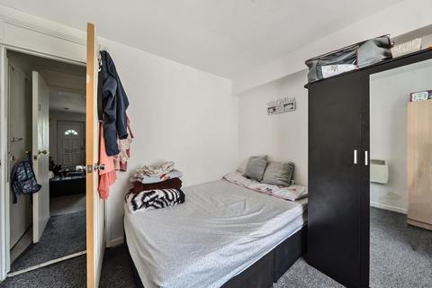 1 bedroom maisonette for sale, Langley,  Berkshire,  SL3