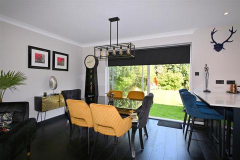 3 bedroom detached house for sale, Ryefield Close, Little Ratton, Eastbourne
