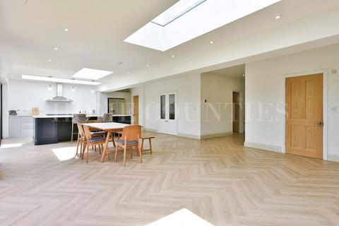 undefined, The Walk, Potters Bar, EN6