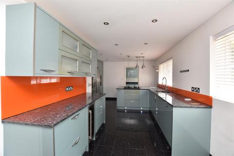 5 bedroom detached house for sale, The Spinnaker, South Woodham Ferrers