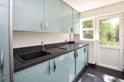 5 bedroom detached house for sale, The Spinnaker, South Woodham Ferrers