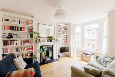 8 Southernhay Avenue, Bristol, BS8 4TJ