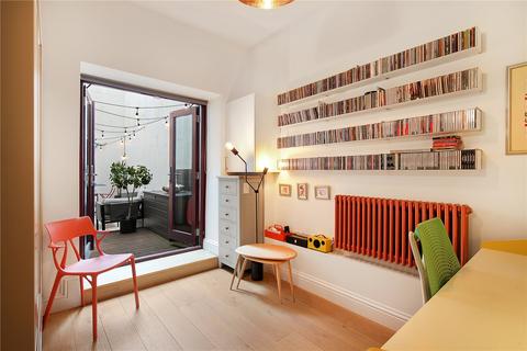 15a Devonshire Terrace, London, W2 3DW
