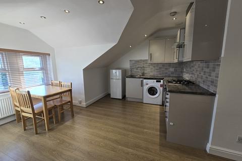 1 bedroom flat to rent, Upper Clapton Road, London E5