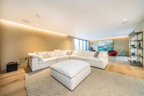 4 bedroom detached house to rent, Lavender Mews, Surbiton KT6