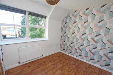 8 Barham Close, Bournemouth, BH1 4BZ