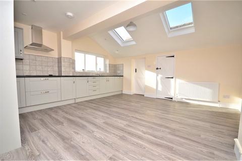 2 bedroom semi-detached house to rent, Moors Lane, Chesham HP5