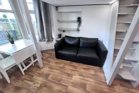 undefined, Flat 1, 28 Sheldon Road Nether Edge Sheffield S7 1GW