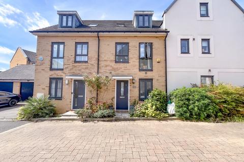 4 bedroom terraced house for sale