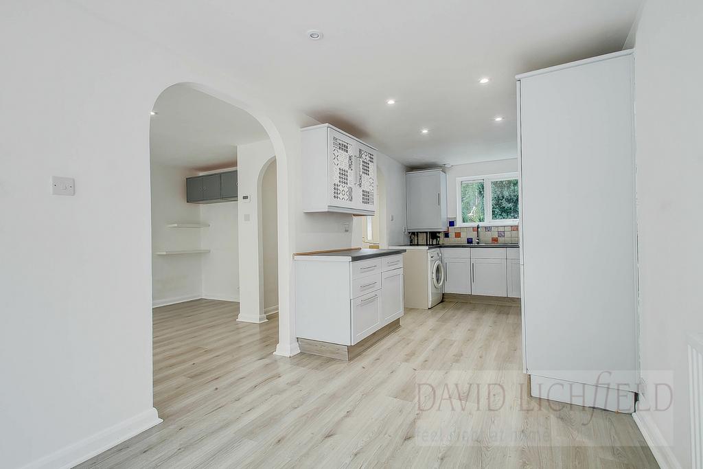 Kitchen (2)