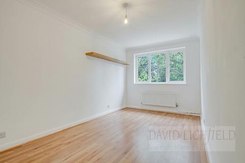 16 Mezen Close, Northwood, HA6 2DP