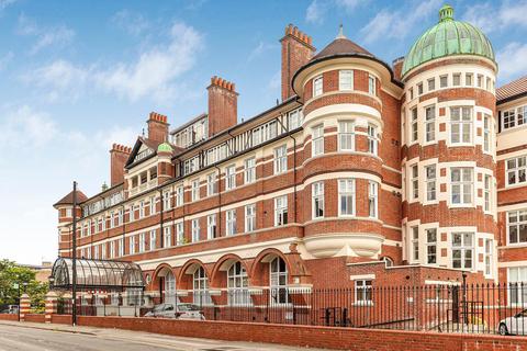 Burlington Mansions Central, Boscombe Spa