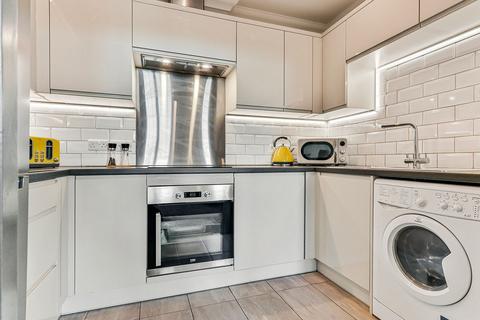 2 bedroom apartment for sale, Burlington Mansions Central, Boscombe Spa