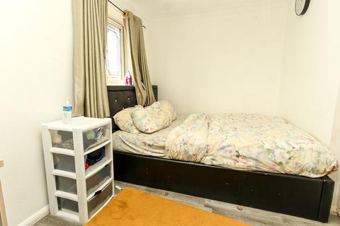 undefined, Senwick Drive, Wellingborough NN8