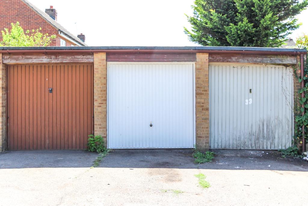 Garage (in middle)