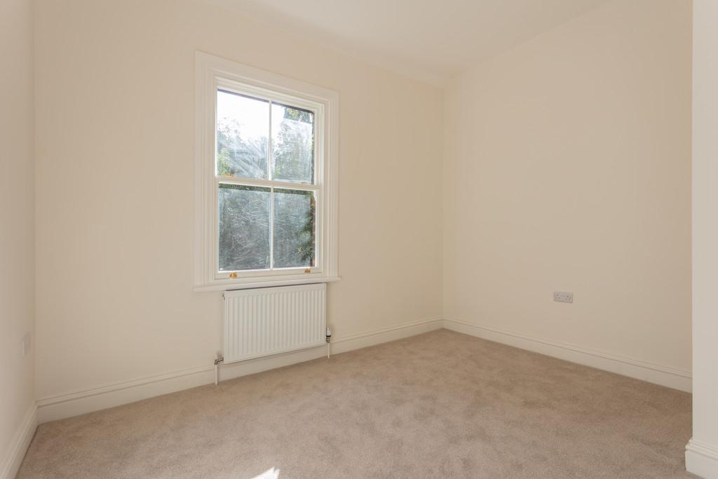 80 Old Chester Rd - 025