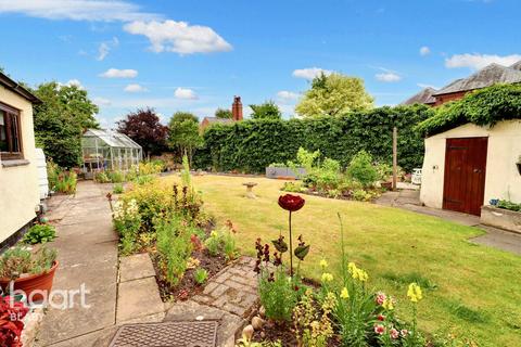 2 bedroom cottage for sale, Sutton Lane, Leicester