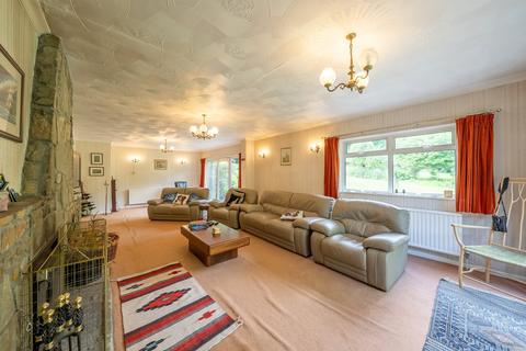 undefined, The Narth, Monmouth