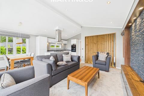 undefined, Thames Retreat, Staines-upon-Thames TW18