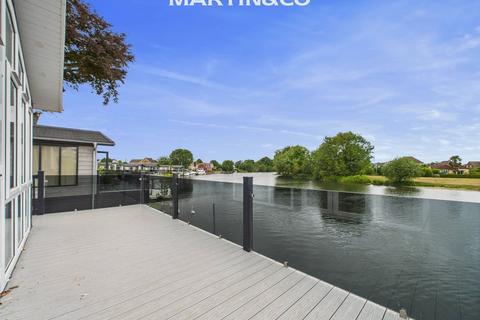 undefined, Thames Retreat, Staines-upon-Thames TW18