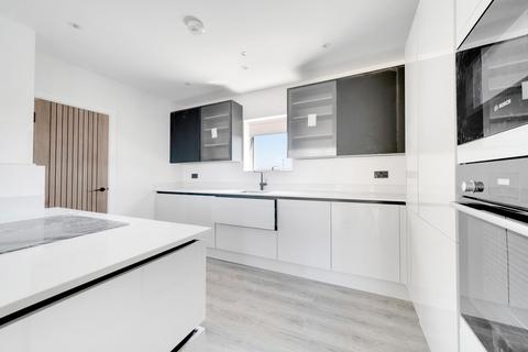 3 bedroom apartment to rent, Sidney Street, Whitechapel, London