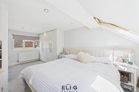 9 Babington Road, London, NW4 4LD