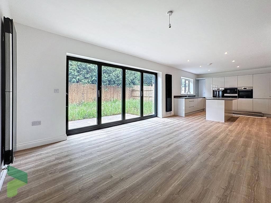Dining area in kitchen