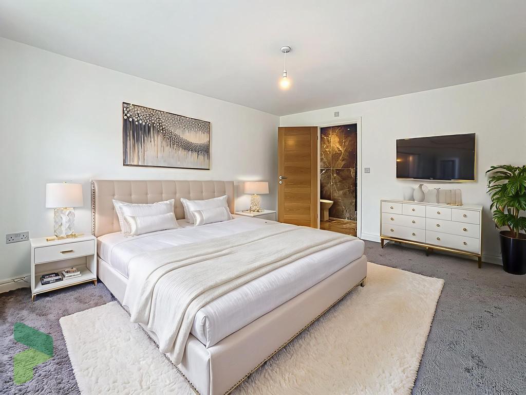 First floor bedroom with ensuite