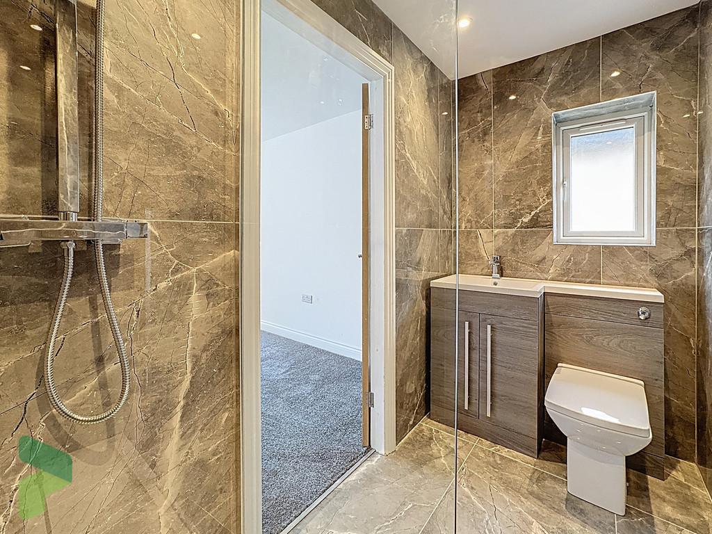 First floor bedroom with ensuite