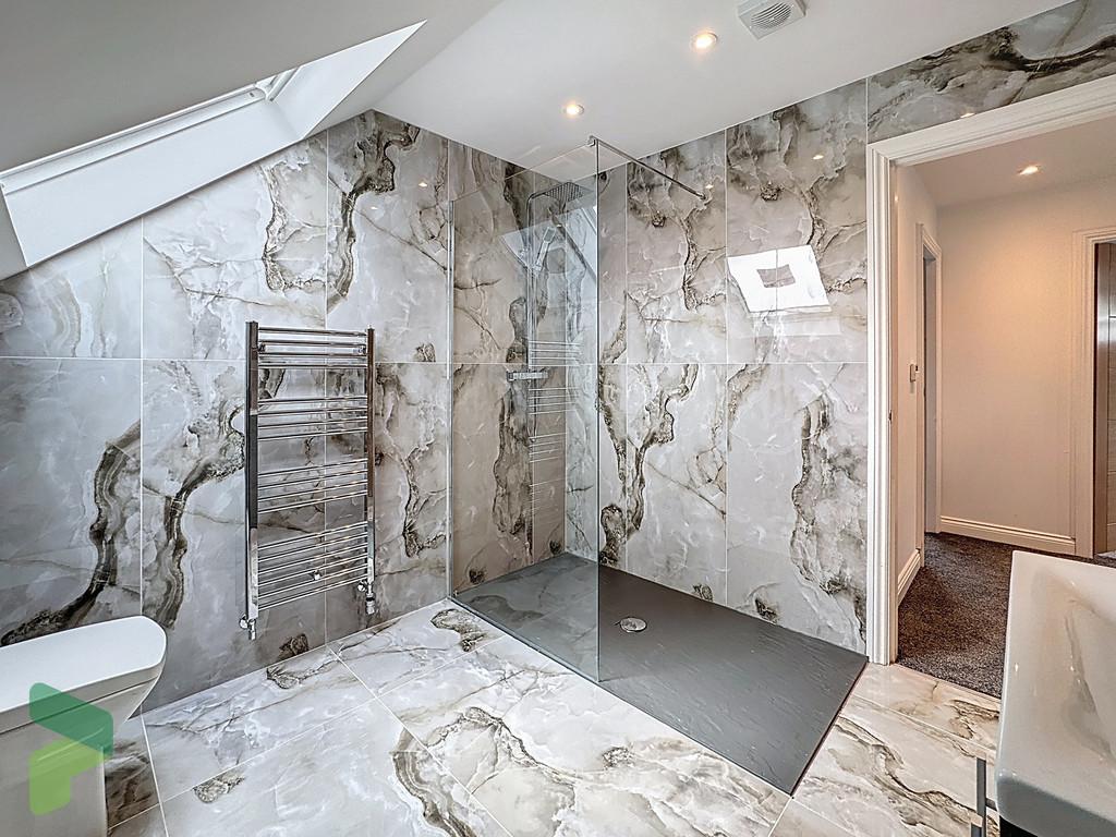 Second floor family bathroom