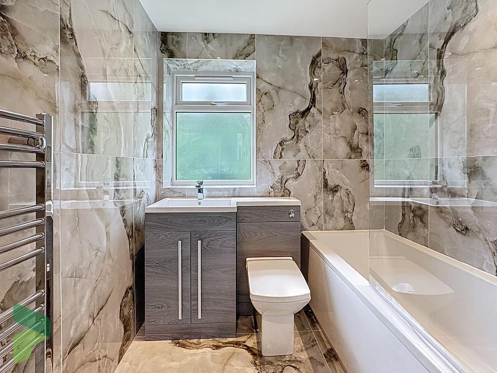 First floor family bathroom