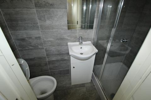 1 bedroom flat to rent, Aldborough Road South, Seven Kings, Essex, IG3