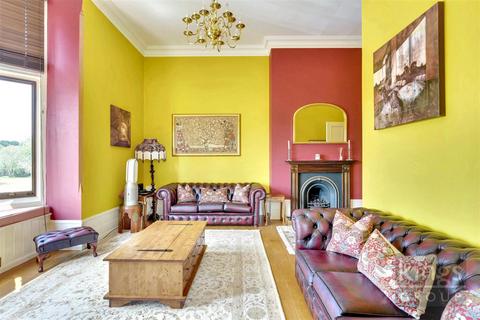 2 bedroom apartment for sale, Gilston, High Wych