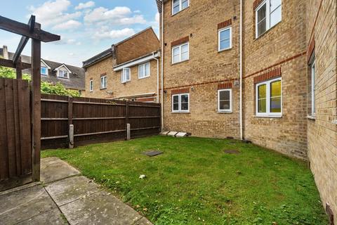 Flat 2, 26 Chestnut Grove, London, SE20 8PS