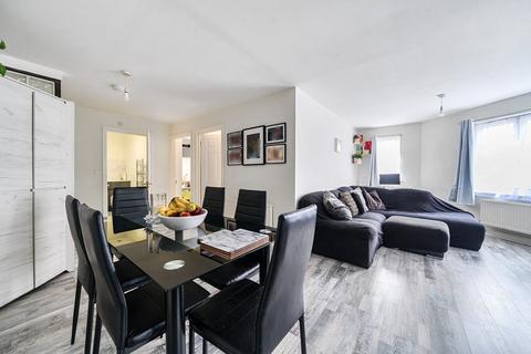 Flat 2, 26 Chestnut Grove, London, SE20 8PS